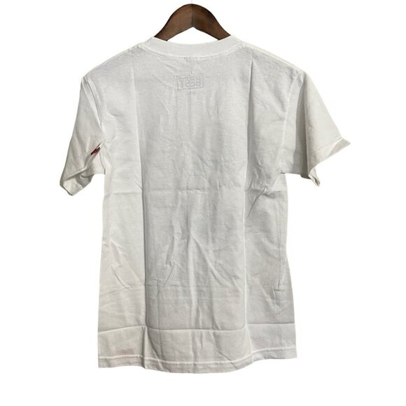 Breezy Excursion Mens NWOT White Women Smoking Graphic Short Sleeve TShirt Small - Picture 6 of 6